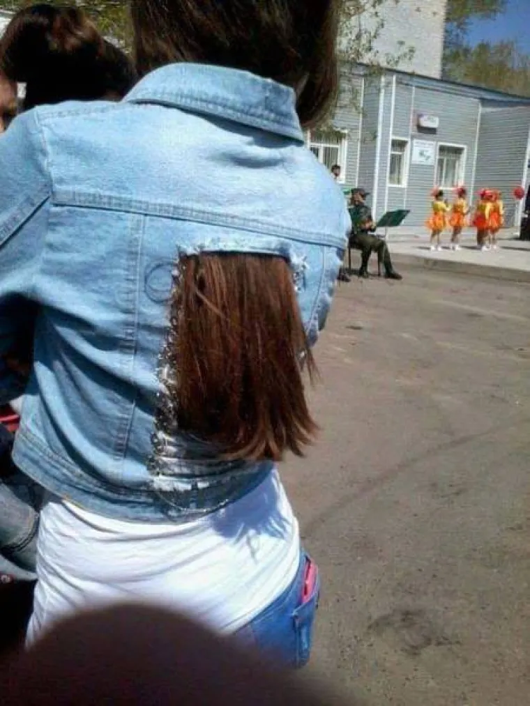 Nismo sigurni je li stvar u genima, okolini ili prehrani, ali ne&scaron;to se čudno događa s Rusima. Njihova sklonost bizarnom pona&scaron;anju uvijek nas iznova iznenađuje, a u nastavku možete pogledati neke od primjera ruskog bizarluka.