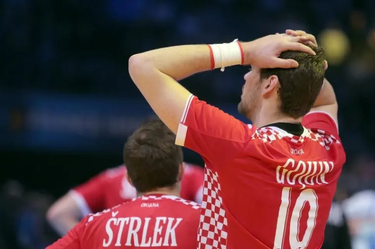 EMOCIJE SU ZAJE*ANA STVAR: Dok su Slovenci slavili, Hrvati su u očaju gledali &scaron;to im se upravo dogodilo