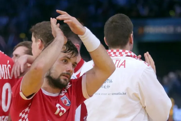 EMOCIJE SU ZAJE*ANA STVAR: Dok su Slovenci slavili, Hrvati su u očaju gledali &scaron;to im se upravo dogodilo