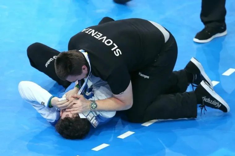 EMOCIJE SU ZAJE*ANA STVAR: Dok su Slovenci slavili, Hrvati su u očaju gledali &scaron;to im se upravo dogodilo