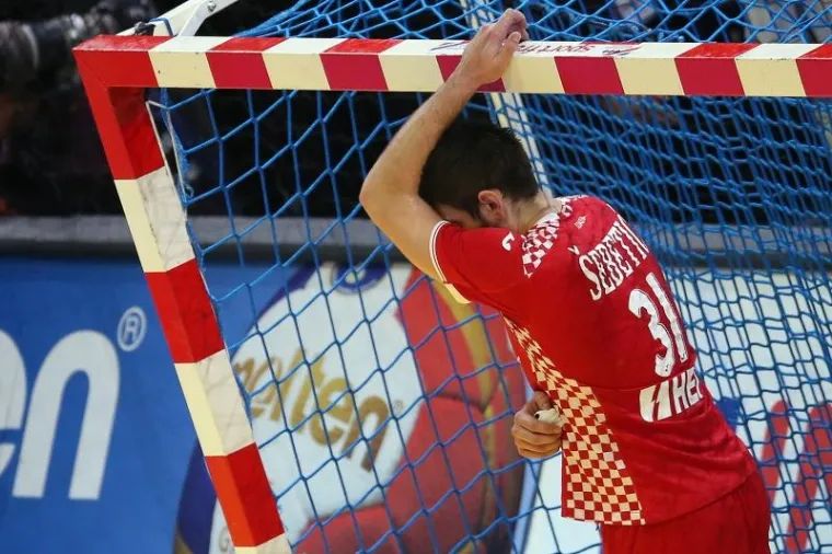 EMOCIJE SU ZAJE*ANA STVAR: Dok su Slovenci slavili, Hrvati su u očaju gledali &scaron;to im se upravo dogodilo