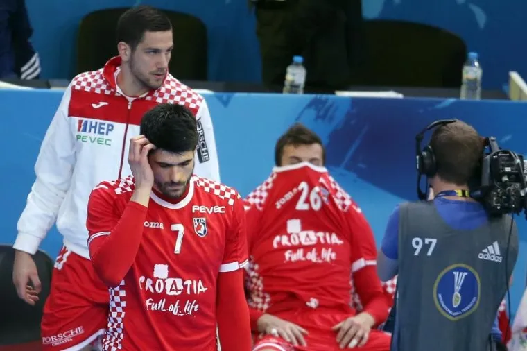 EMOCIJE SU ZAJE*ANA STVAR: Dok su Slovenci slavili, Hrvati su u očaju gledali &scaron;to im se upravo dogodilo