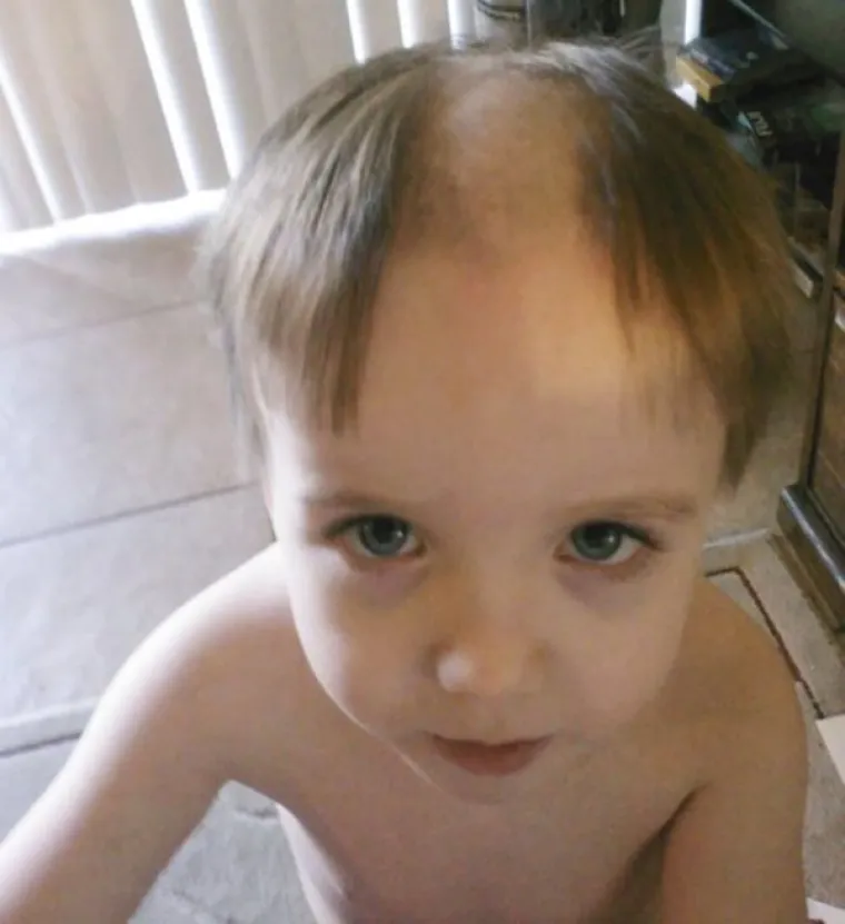 KAD KLINCI UZMU &Scaron;KARE U SVOJE RUKE: Poku&scaron;ali biti sam svoj frizer pa od sebe napravili smijuriju