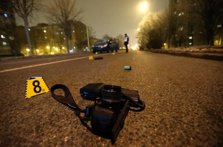 TE&Scaron;KA PROMETNA NESREĆA U ZAGREBU: Na dvojicu policajaca naletio automobil