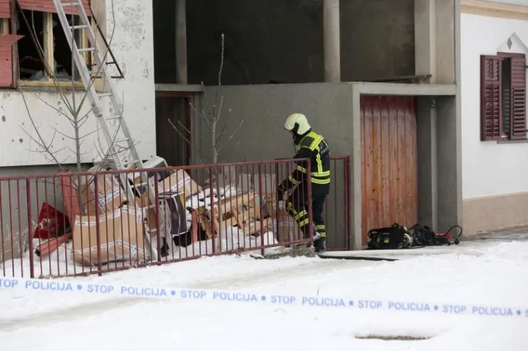 Požar u obiteljskoj kući u Vinkovcima