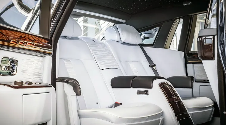 LJEPOTA JE U SVAKOM DETALJU: Zavirite u posljednji primjerak Rolls-Royceova Phantoma VII