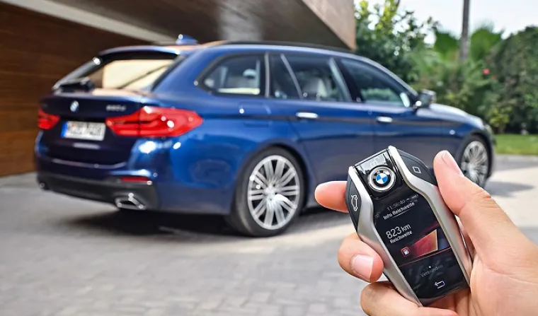 ZAGLEDAT ĆETE SE S RAZLOGOM: BMW predstavio novu Seriju 5 Touring