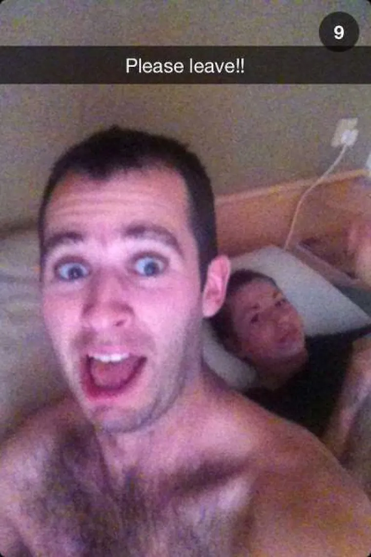 UPRAVO SMO SE POSEKSALI! Neki ljudi imaju potrebu objaviti selfie čim obave posao