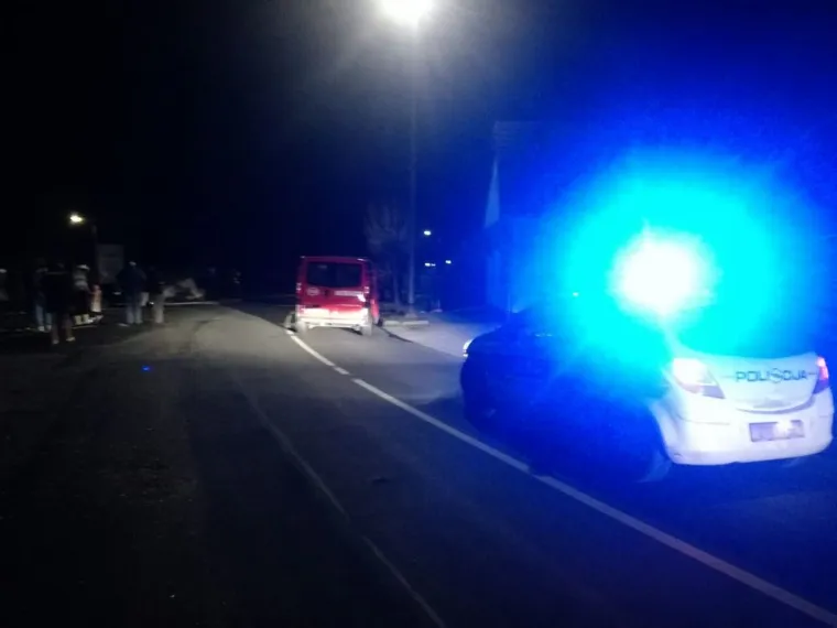 Sudarila se s raspelom i poginula u gorućem autu