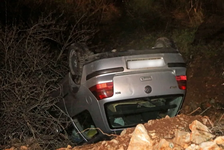 &Scaron;ibenik: Osobni automobil sletio u provaliju