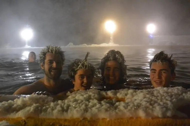 KOJE LEGENDE: Smrzavaju se na -30 stupnjeva da bi napravili ove &scaron;a&scaron;ave frizure