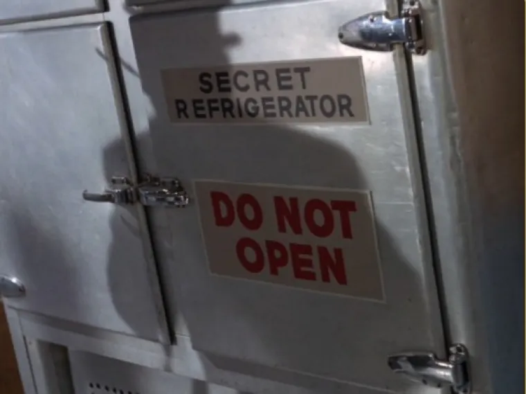 RED NOSTALGIJE, RED OKP-A: U onoj staroj seriji, Batman u svakoj epizodi radi nešto prilično bizarno