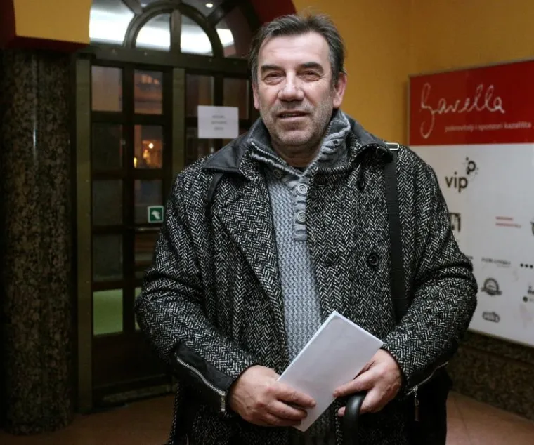 MILJENIK ŽENSKE PUBLIKE PRIREDIO VEČER ZA PAMĆENJE: Kad je pustio glas, Zagrepčanke su zaboravile na svoje partnere
