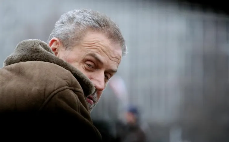 Zagrebački gradonačelnik Milan Bandić, zajedno sa suradnicima, pridružio se obilježavanju Međunarodnog dana zimske vožnje biciklom na posao. Ovaj put je odvozio rutu od Gradske uprave do svog stana u Bužanovoj ulici, predvodeći kolonu.