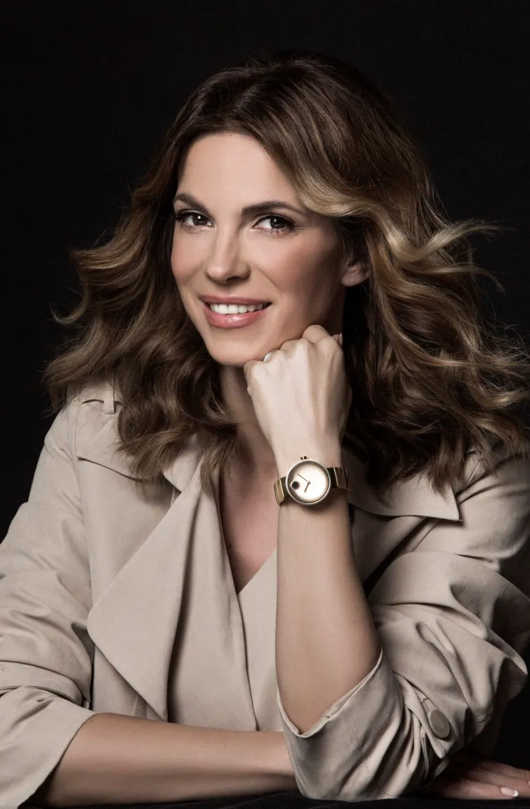 Ženstveni modeli u luksuznoj zlatnoj i modernoj srebrnoj nijansi namijenjeni nježnijem spolu toliko su sofisticirani da bez premca mogu konkurirati bilo kojem nakitu.