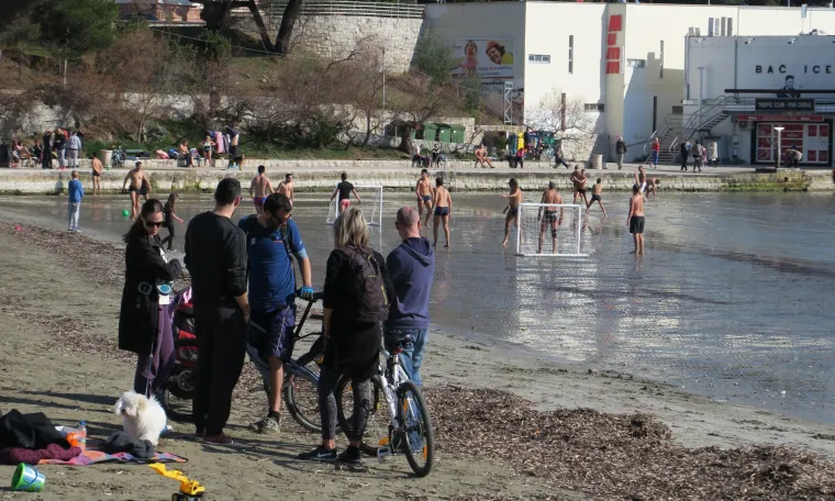 Prekrasnu nedjelju veliki broj građana odlučio je provesti na otvorenom