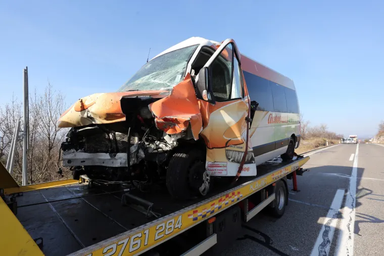 U stra&scaron;nom sudaru na magistrali izgorio vozač automobila