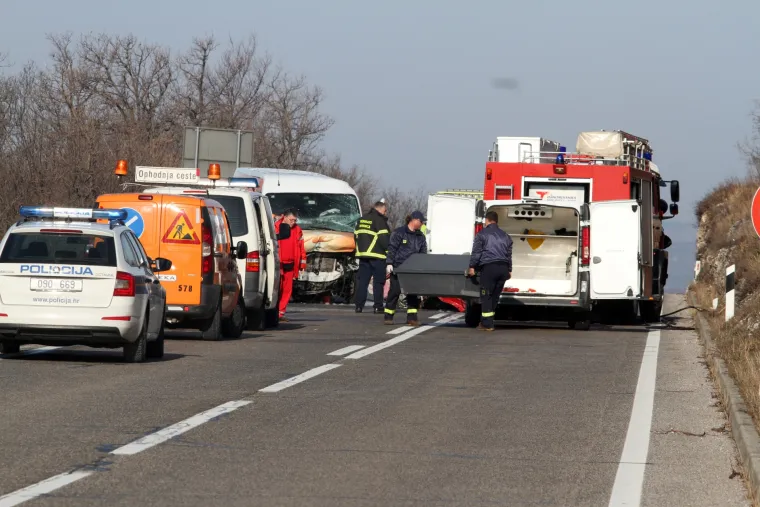 U stra&scaron;nom sudaru na magistrali izgorio vozač automobila