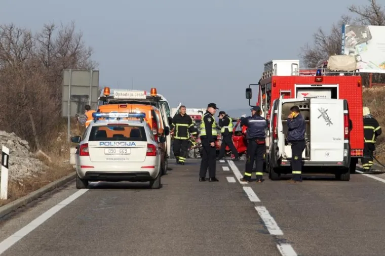 Stravična prometna nesreća na Jadranskoj magistrali
