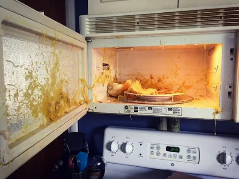 PI&Scaron;I KUĆI PROPALO: Njihovi poku&scaron;aji kuhanja zavr&scaron;ili su tragikomično