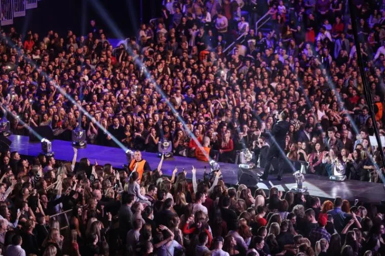 EUFORIJA NA VRHUNCU: Ivan Zak pred dupkom punom Arenom održao pravi spektakl