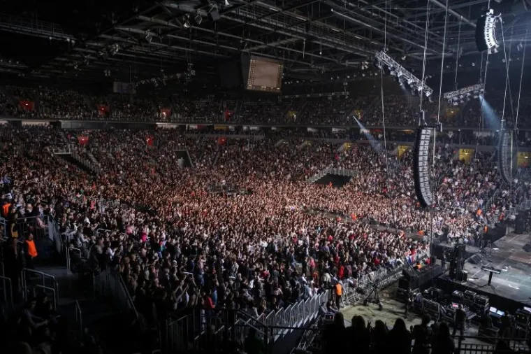 EUFORIJA NA VRHUNCU: Ivan Zak pred dupkom punom Arenom održao pravi spektakl