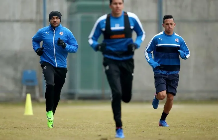 DINAMOVCI SU SE VRATILI U ZAGREB: Pogledajte kako je izgledao prvi trening Sammira i prijatelja