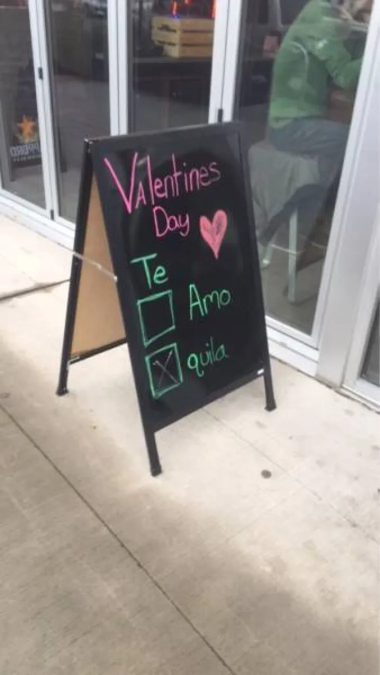 DAN ZALJUBLJENIH ILI DAN ČUDAKA? Slave Valentinovo kako to samo oni znaju