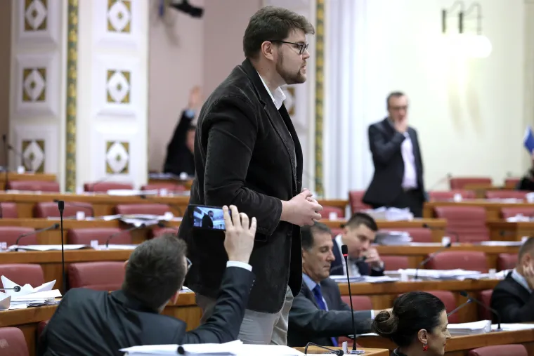 Glavašević snima Grbina