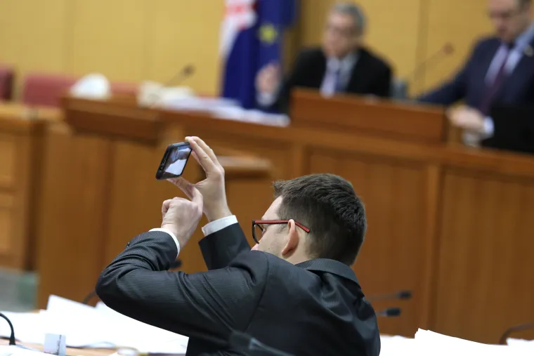 Glavašević snima Grbina