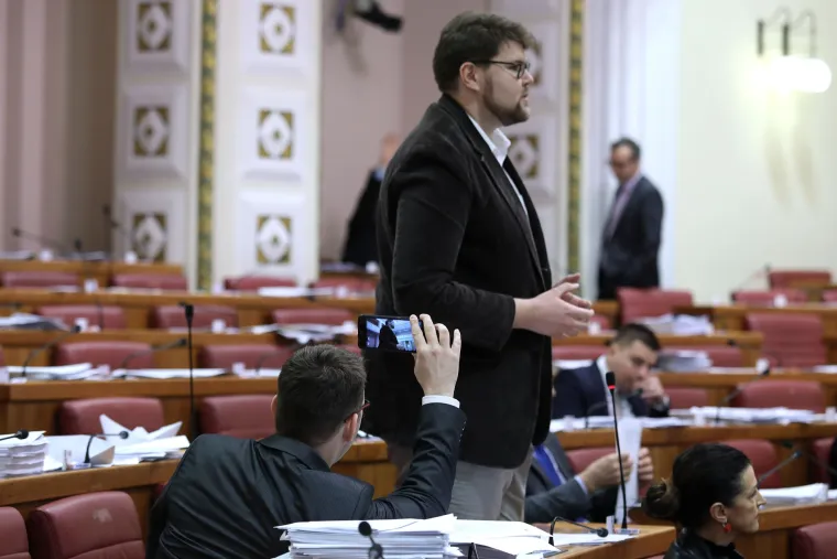 Glavašević snima Grbina