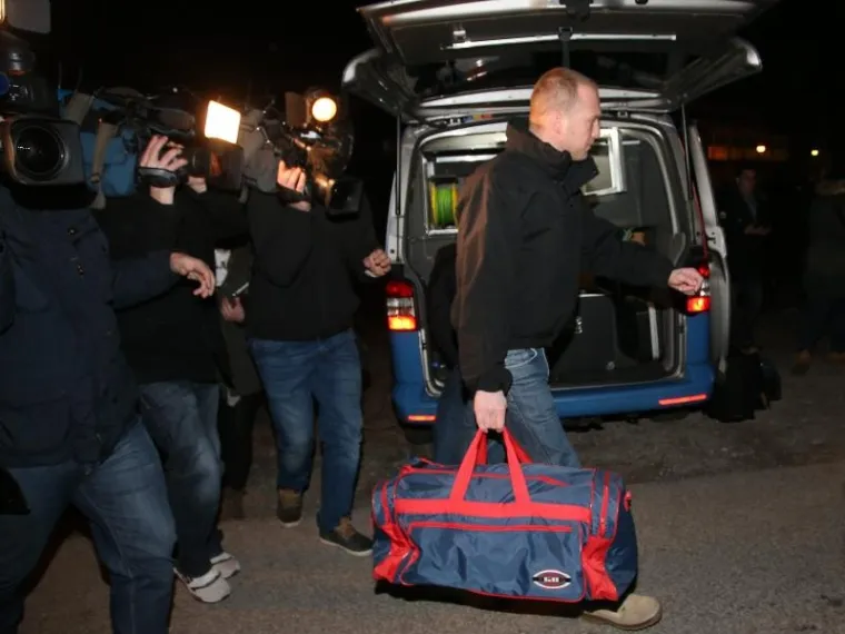 SAUCHA IZA&Scaron;AO IZ PRITVORA: Ispred zatvora ga je dočekala supruga Ivana