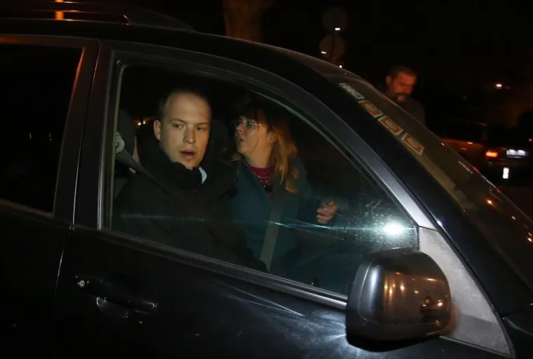 SAUCHA IZA&Scaron;AO IZ PRITVORA: Ispred zatvora ga je dočekala supruga Ivana