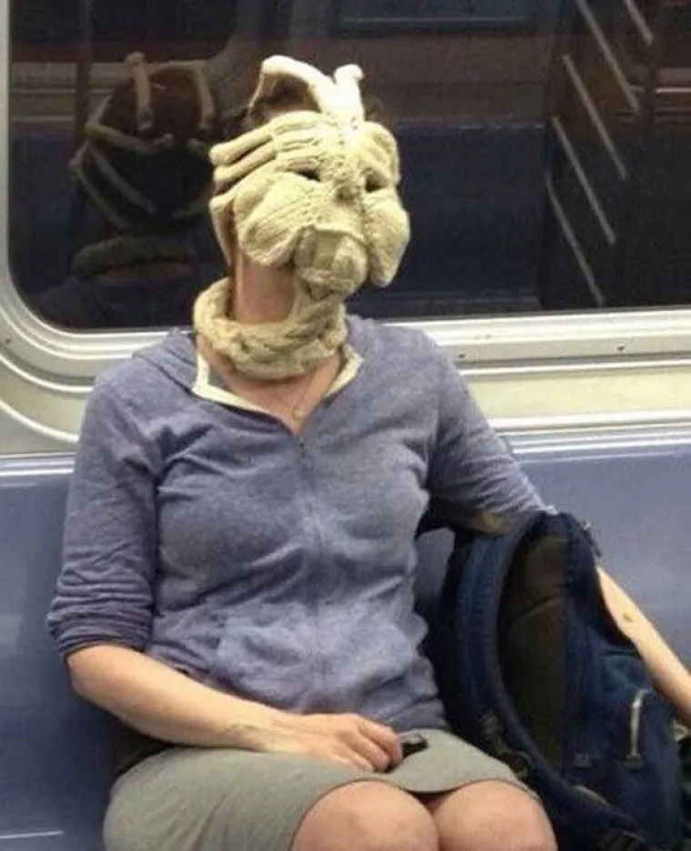 KAKVE TO FOTKE OBJAVLJUJU NA FACEBOOKU?! Nemaju srama i vole biti u sredi&scaron;tu pažnje