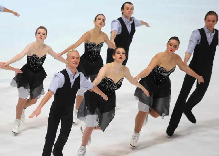 TROFEJ ZAGREBAČKIH PAHULJICA: Počelo međunarodno natjecanje u sinkroniziranom klizanju