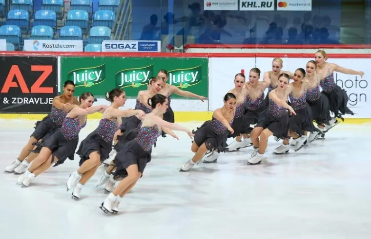 TROFEJ ZAGREBAČKIH PAHULJICA: Počelo međunarodno natjecanje u sinkroniziranom klizanju