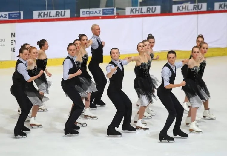 TROFEJ ZAGREBAČKIH PAHULJICA: Počelo međunarodno natjecanje u sinkroniziranom klizanju