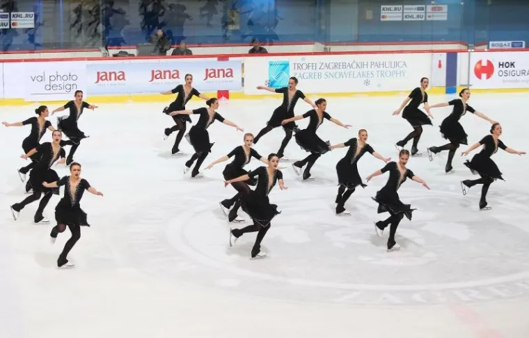TROFEJ ZAGREBAČKIH PAHULJICA: Počelo međunarodno natjecanje u sinkroniziranom klizanju