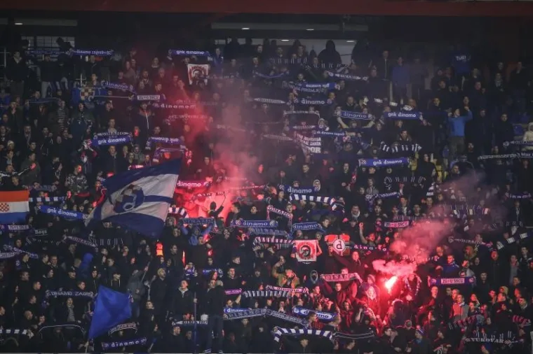 LUDNICA BAD BLUE BOYSA: Najže&scaron;ćim navijačima Dinama ni ki&scaron;a nije smetala da naprave - pakao!
