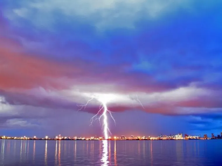 UTJERAT ĆE VAM STRAH U KOSTI: Nisu se bojali grmljavine dok nisu sami posvjedočili ovim prizorima