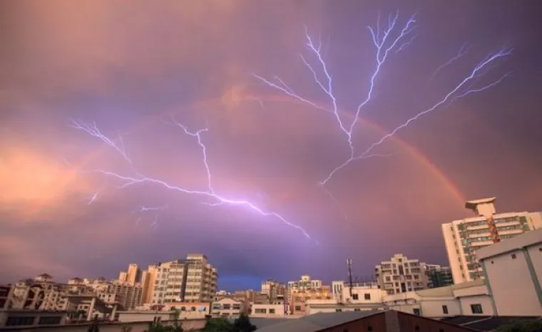 UTJERAT ĆE VAM STRAH U KOSTI: Nisu se bojali grmljavine dok nisu sami posvjedočili ovim prizorima