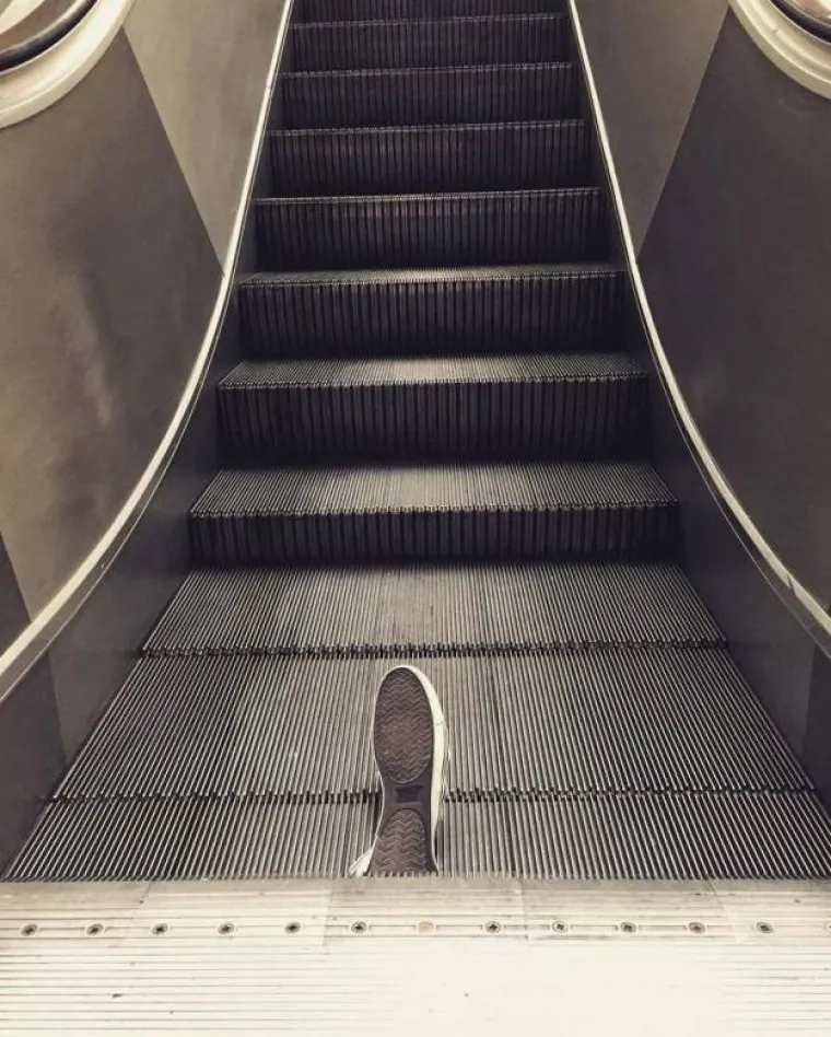 PRINIJELI ŽRTVE POKRETNIM STEPENICAMA: Nastavljaju nas prevoziti zahvaljujući ovim milodarima