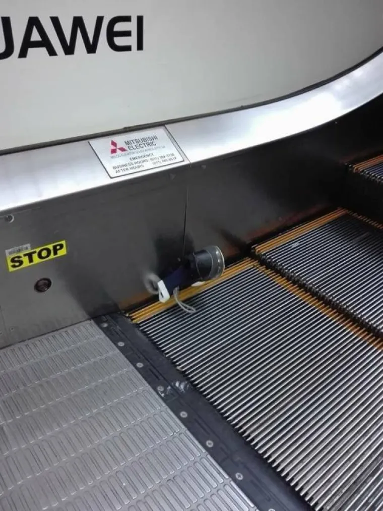 PRINIJELI ŽRTVE POKRETNIM STEPENICAMA: Nastavljaju nas prevoziti zahvaljujući ovim milodarima