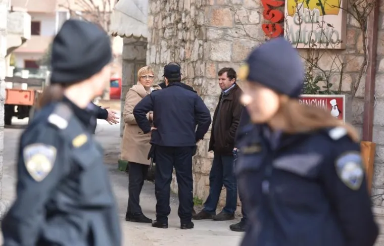 DRAMA U TRIBUNJU: Biv&scaron;a žena Mi&scaron;e Kovača se s partnerom zaključala u restoran