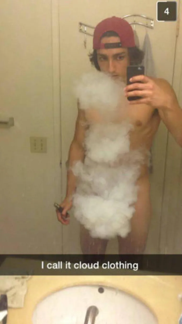 MISLE DA SU FACE: Imaju bombastične objave, a svi im se smiju iza leđa, neki i u lice