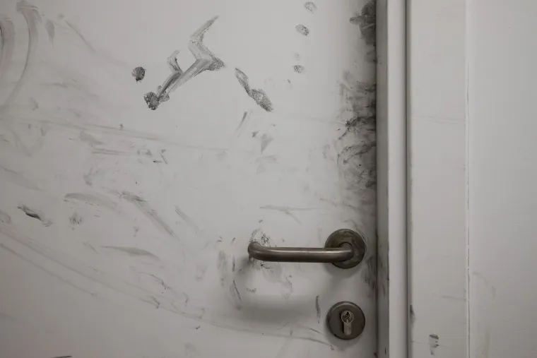 Tragovi požara u četvrtom paviljonu zgrade studentskog doma Cvjetno naselje