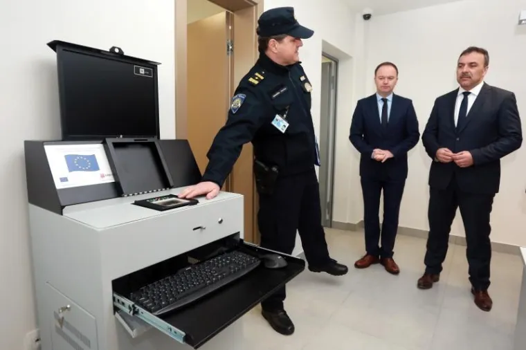 Ministar unutarnjih poslova Vlaho Orepić obi&scaron;ao novu postaju granične policije u Trilju