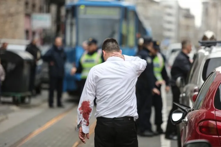 PROMETNI KOLAPS: Zbog teške prometne nesreće u zagrebačkoj Tratinskoj ulici obustavljen promet