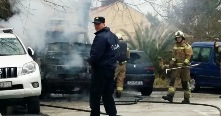Izgorjelo vozilo u Splitu