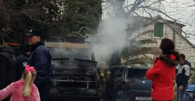 Izgorjelo vozilo u Splitu